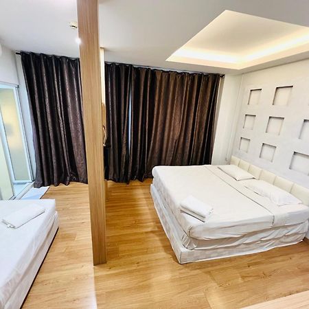 V Hotel Melaka 外观 照片